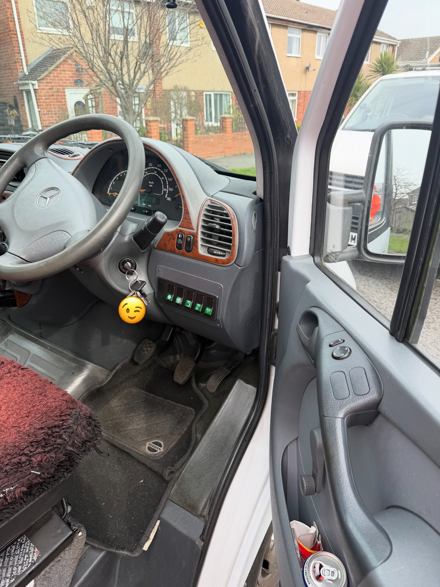 Mercedes Sprinter van ignition barrel repair carried out in North Tyneside showing new ignition and van key