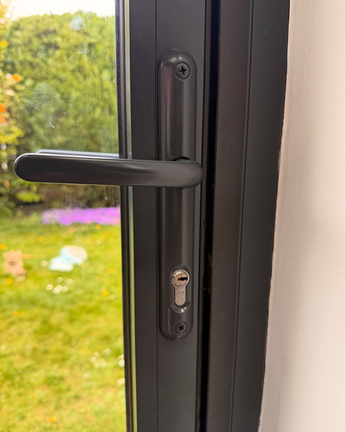 Avocet ABS TS007 3 star lock in chrome fitted to black door
